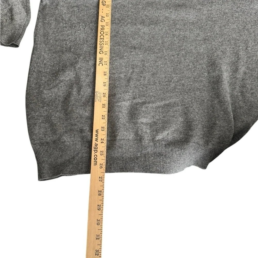 Raffi 100% Cashmere Gray V-Neck Sweater Men’s L Quiet Luxury